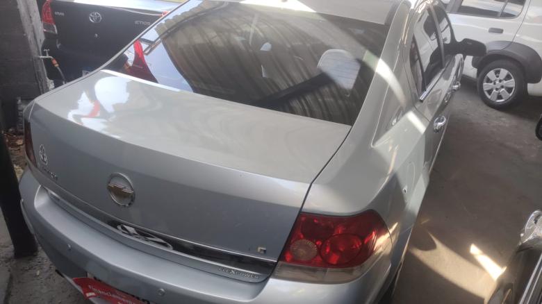 GM - Chevrolet - VECTRA ELEGANCE 2.0 AUT