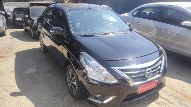 Nissan - VERSA SL 1.6 AUT