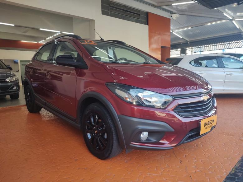 GM - Chevrolet - ONIX HATCH ACTIV 1.4 8V Flex 5p Mec.