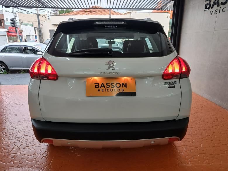 Peugeot - 2008 ALLURE AT