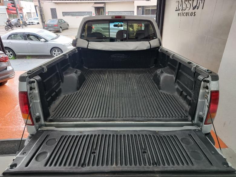 Ford - F250 XLT 3.9 4x2 
