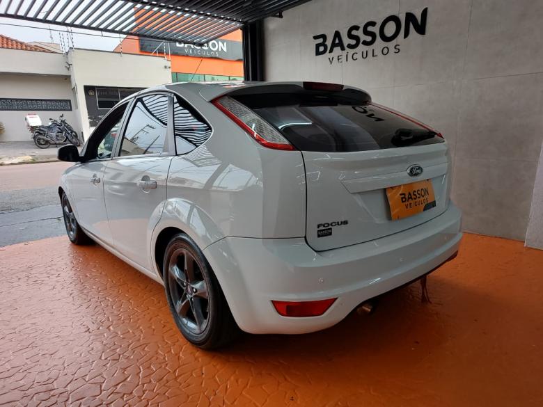 Ford - FOCUS 2L HC FLEX