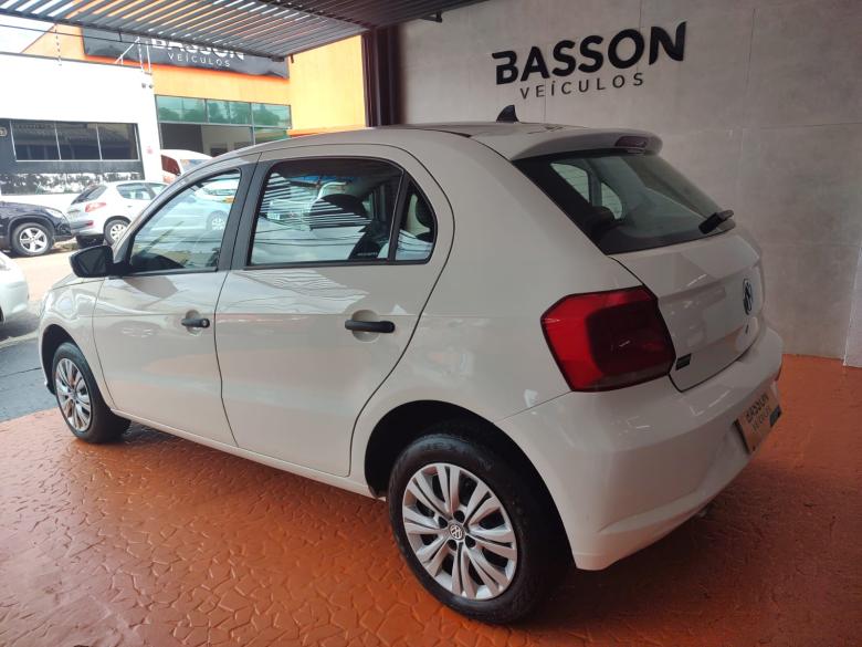 VW - VolksWagen - GOL 1.6 L MB5