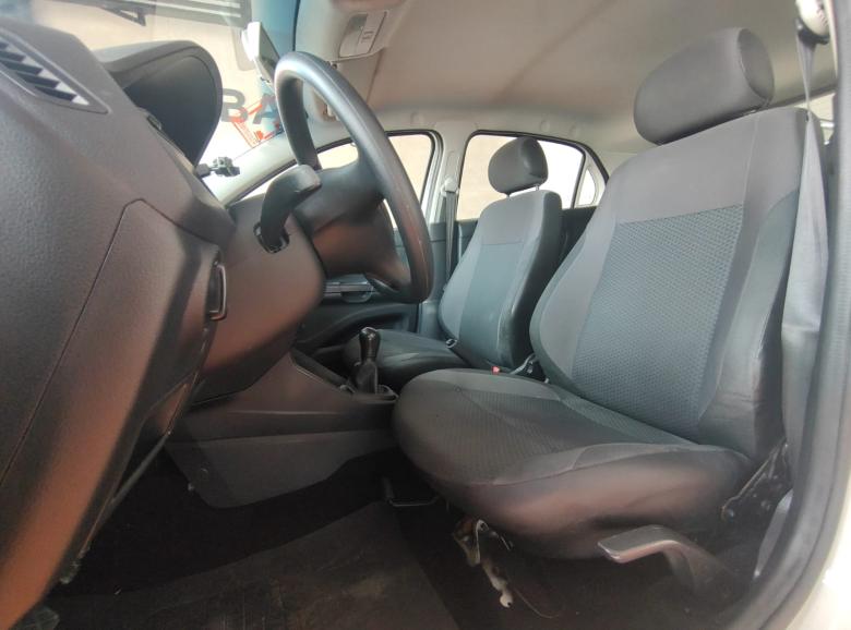 VW - VolksWagen - GOL 1.6 L MB5