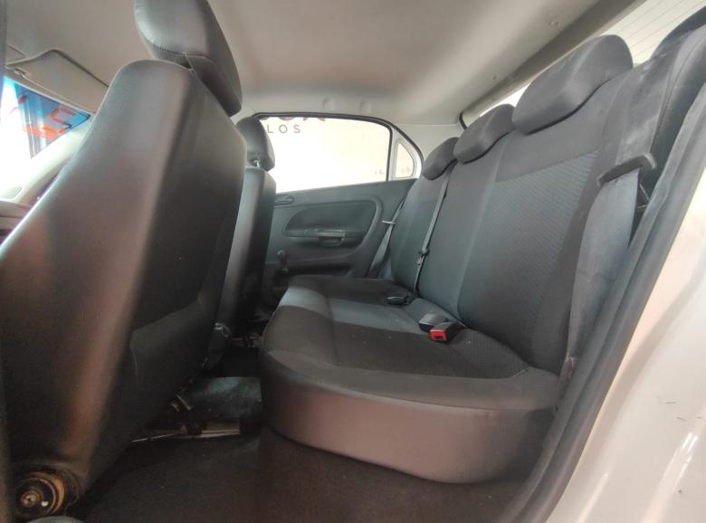 VW - VolksWagen - GOL 1.6 L MB5