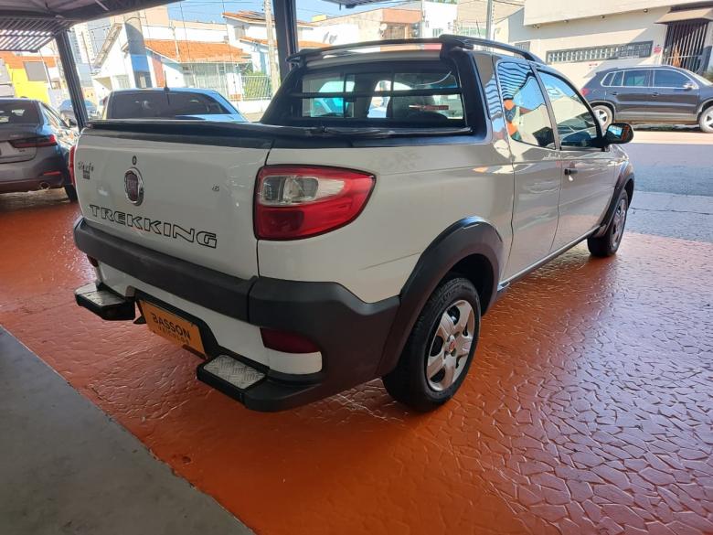 Fiat - STRADA TREK CD 1.6