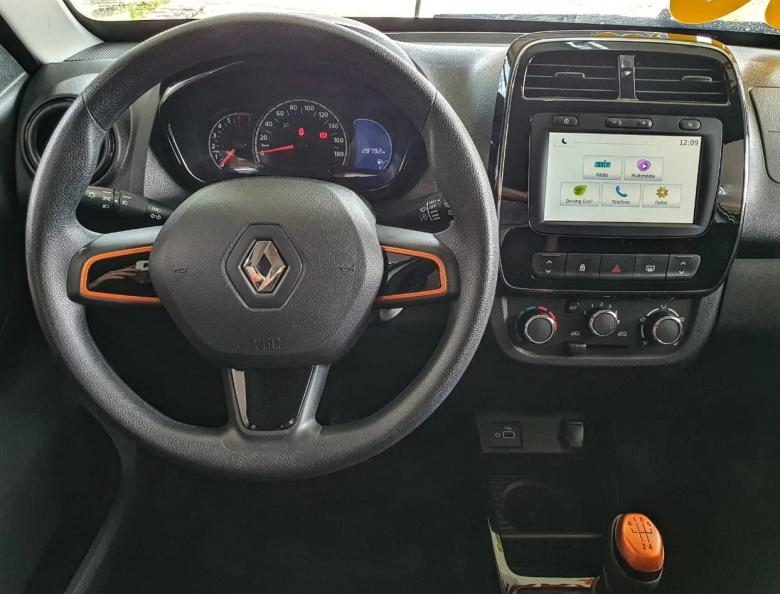 Renault - KWID OUTSIDER