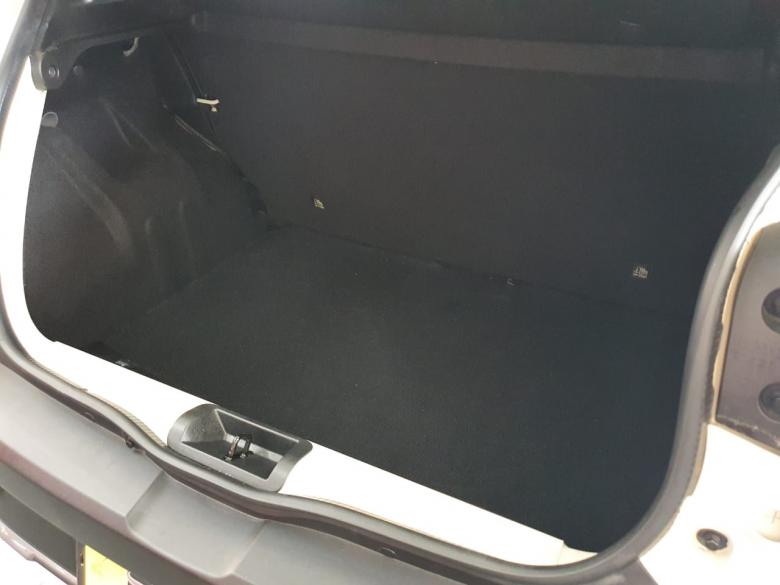 Renault - KWID OUTSIDER