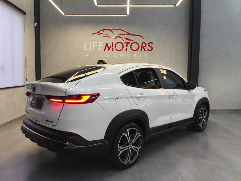 Fiat - FIAT / FASTBACK IMPETUS 200T HIBRIDO