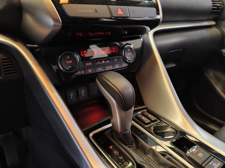 MITSUBISHI - MITSUBISHI / ECLIPSE CROSS HPE 1.5T AT