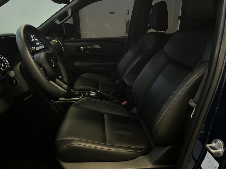 Mitsubishi - MITSUBISHI / TRITON KATANA 2.4 4X4 AT