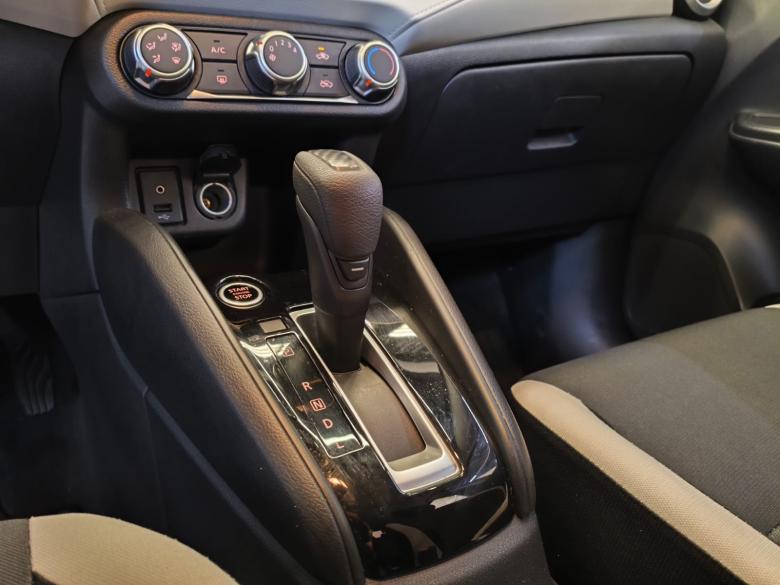 Nissan - NISSAN / VERSA SENSE 1.6 CVT