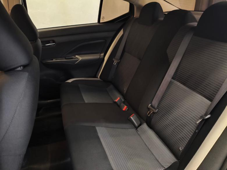 Nissan - NISSAN / VERSA SENSE 1.6 CVT