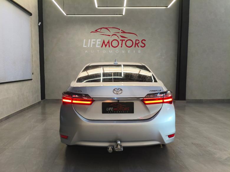 Toyota - TOYOTA / COROLLA GLI 1.8 AT