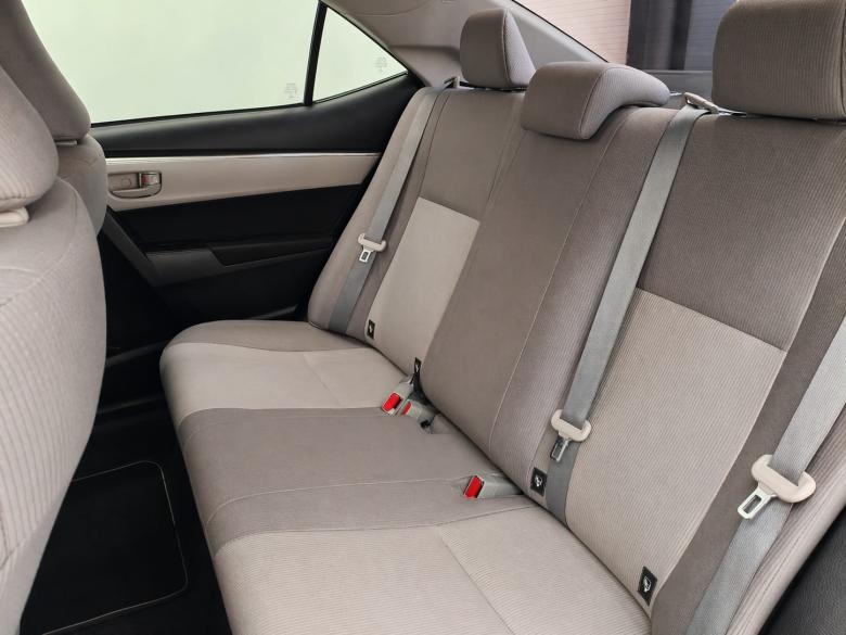 Toyota - TOYOTA / COROLLA GLI 1.8 AT