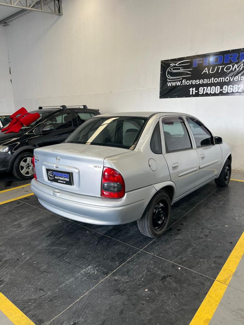 Fiorese Automóveis Jundiaí - GM - Chevrolet - Corsa Sed.Wind 1.0