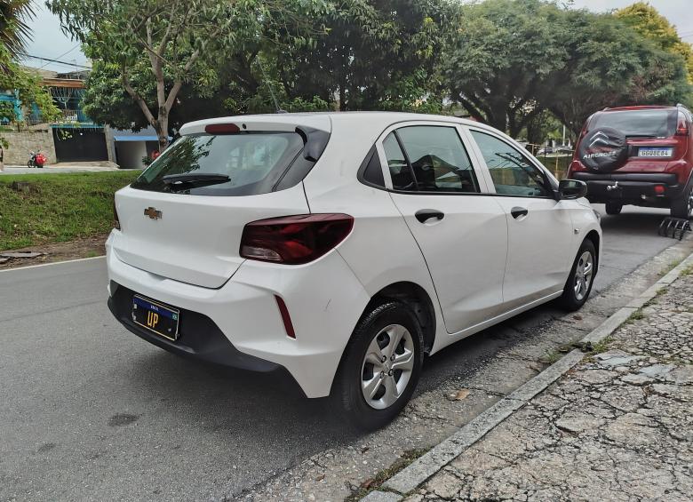 GM - Chevrolet - GM/ ONIX 1.0 MT HB 2022/23