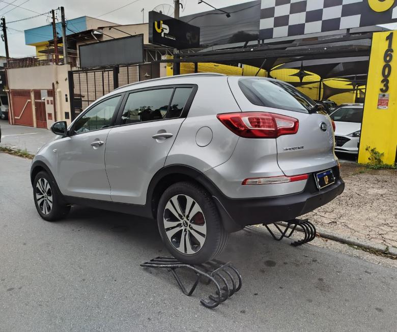 Kia Motors - I/ KIA SPORTAGE 2.0 MANUAL 2012/13