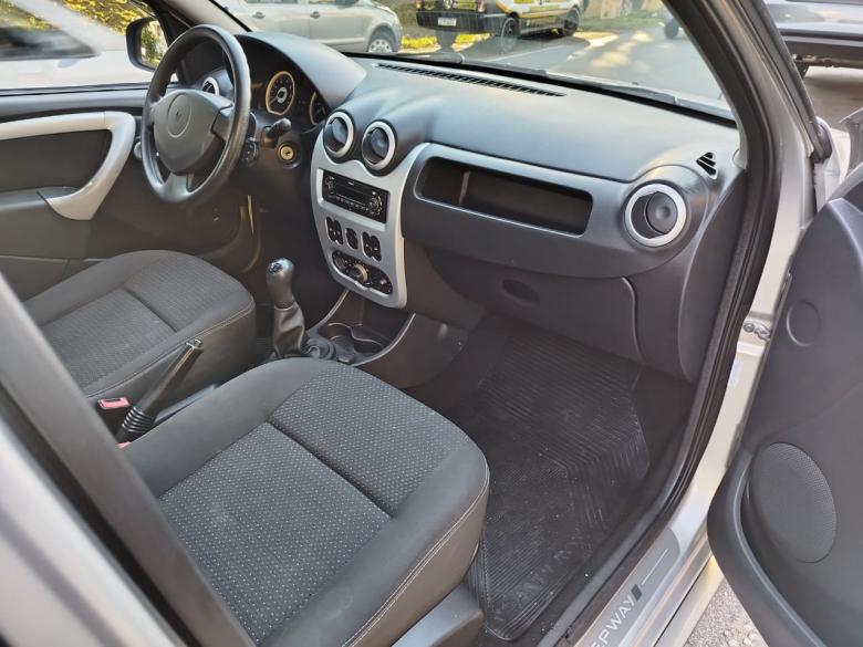 Renault - RENAULT/ SANDERO STEPWAY 1.6 HI FLEX MANUAL 2011/11