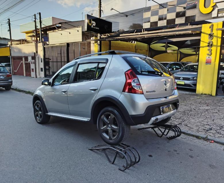 Renault - RENAULT/ SANDERO STEPWAY 1.6 HI FLEX MANUAL 2011/11