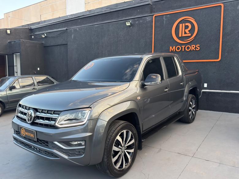 VW - VolksWagen - AMAROK 3.0 V6