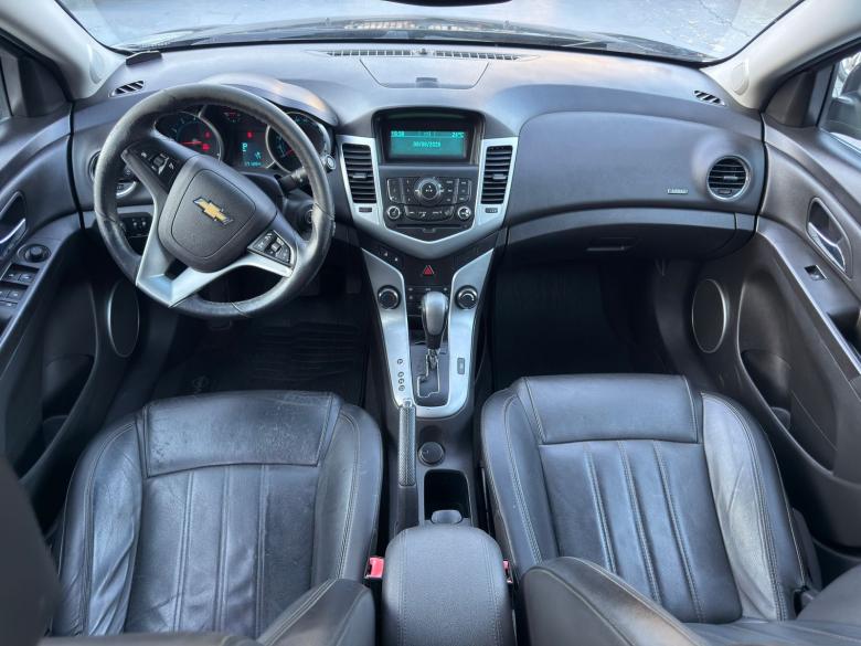GM - Chevrolet - CRUZE SEDAN 1.8 LT