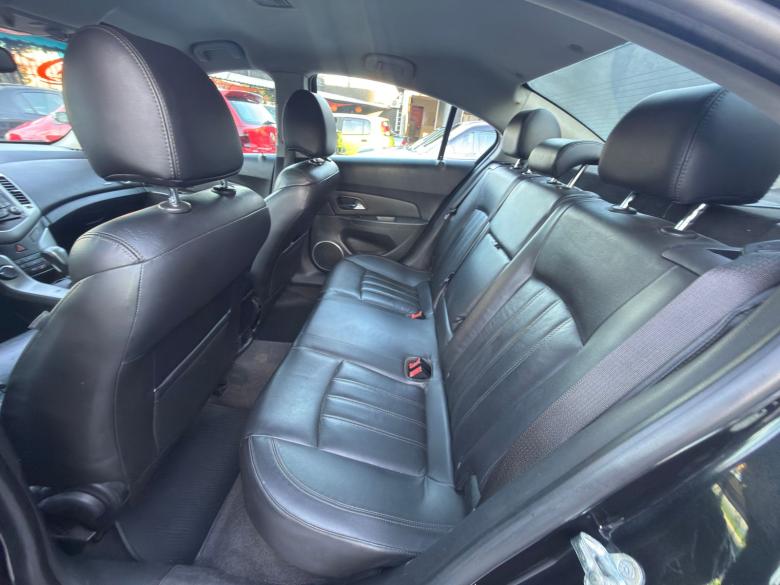 GM - Chevrolet - CRUZE SEDAN 1.8 LT