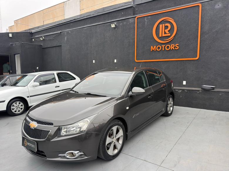 GM - Chevrolet - CRUZE1.8 LT