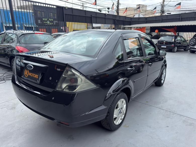 Ford - FIESTA SEDAN SE 1.6