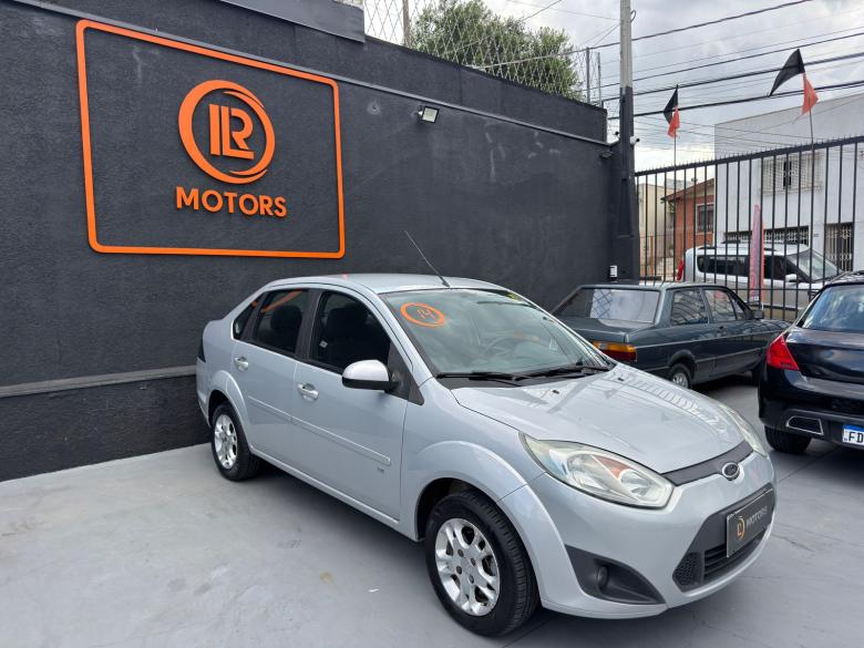 Ford - FIESTA SEDAN SE 1.6