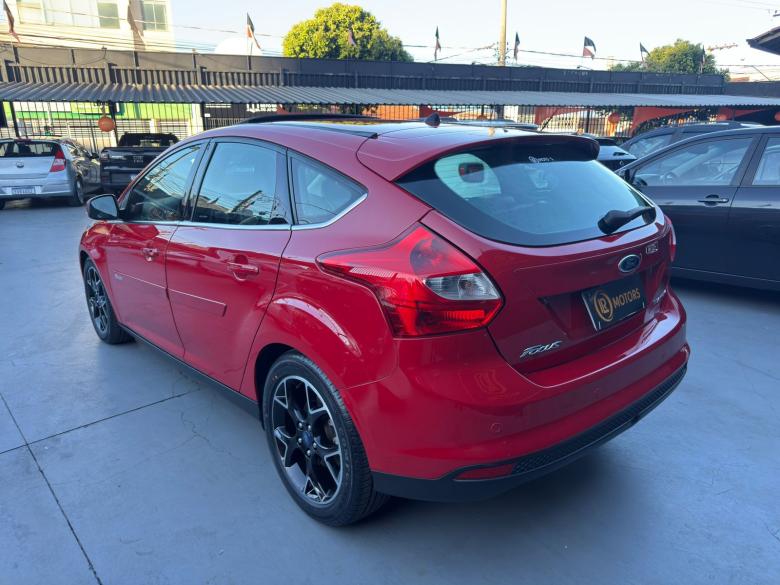 Ford - FOCUS TITANIUM AT 2.0