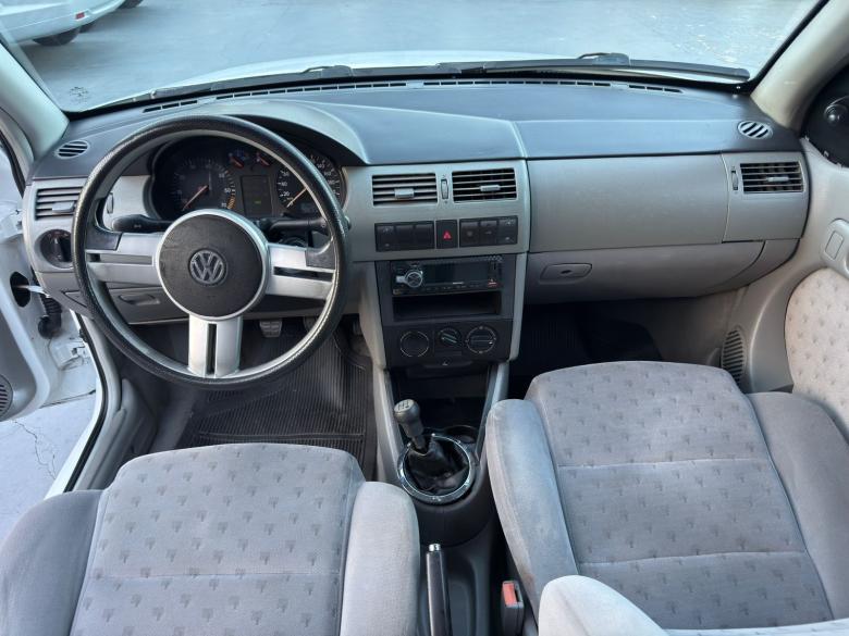 VW - VolksWagen - GOL 1.8 MI
