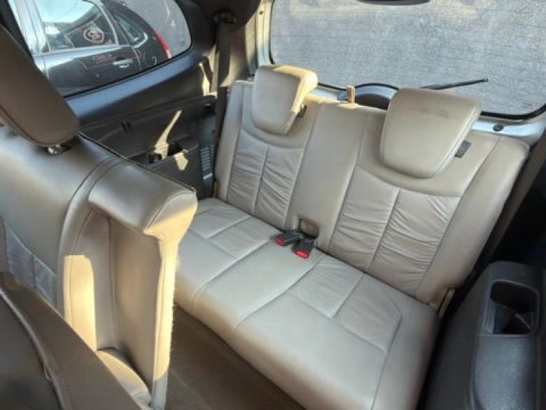 Nissan - GRAND LIVINA SL AT