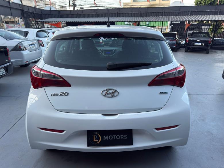 Hyundai - HB20 COMFPLUS 1.0