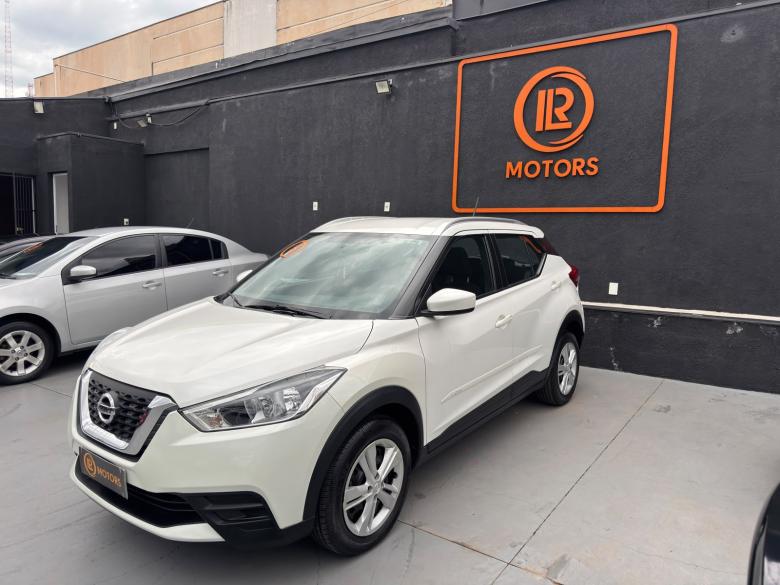 Nissan - KICKS S CVT