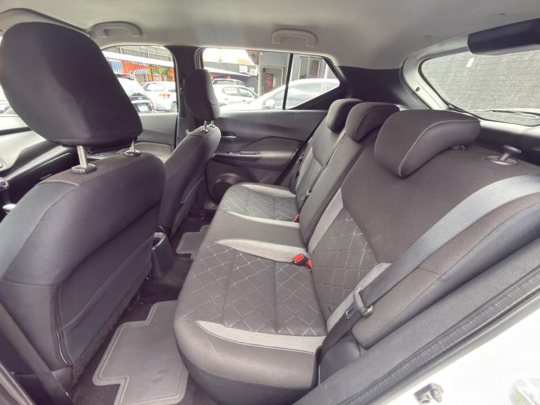 Nissan - KICKS S CVT