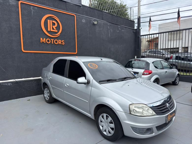 Renault - LOGAN EXP 1.0