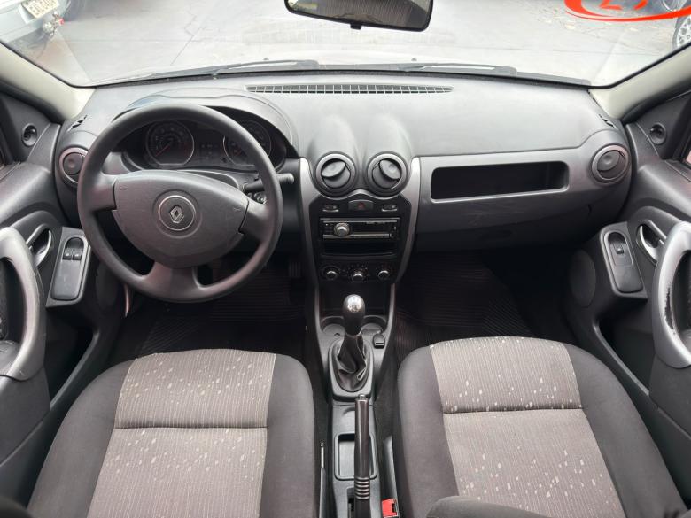 Renault - LOGAN EXP 1.0