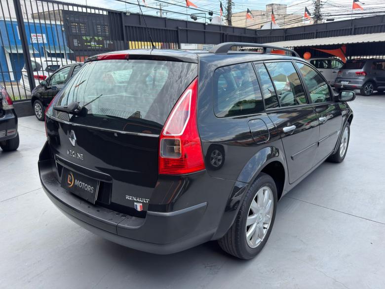 Renault - MEGANE GRAND TOUR 1.6 DYN