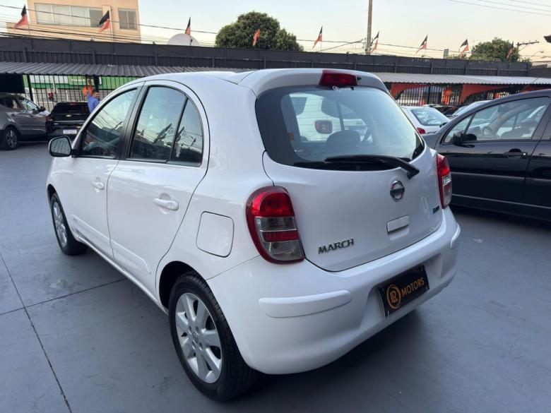 Nissan - NISSAN MARCH 1.6 SV
