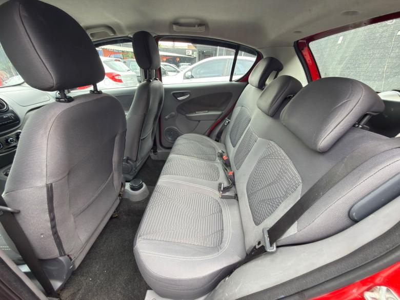 Fiat - PALIO ATTRACTIVE 1.4