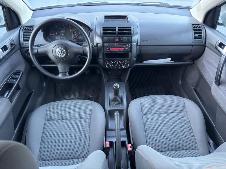 VW - VolksWagen - POLO HATCH  1.6