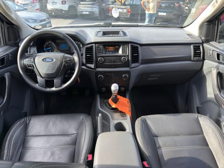 Ford - RANGER XLS 2.5 CD 