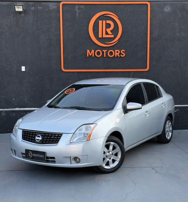 Nissan - SENTRA S 2.0 AT
