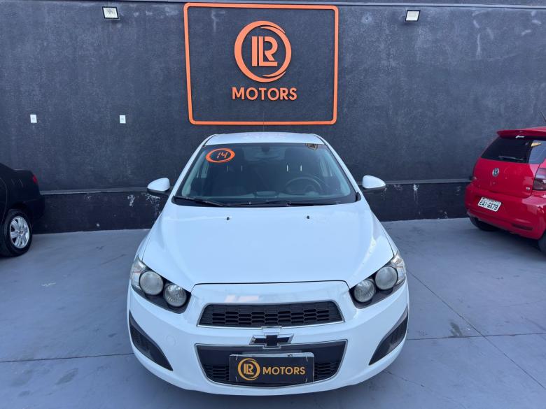 GM - Chevrolet - SONIC LT MT