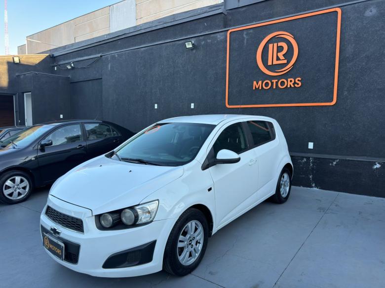 GM - Chevrolet - SONIC LT MT