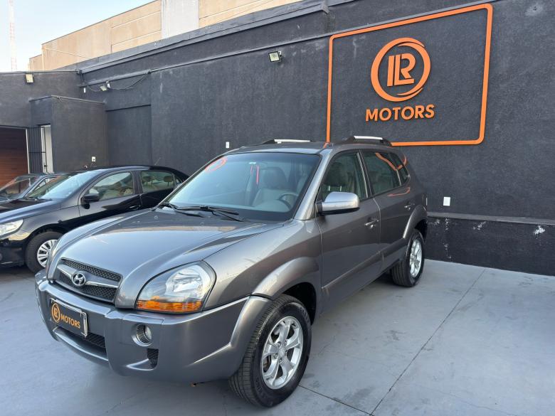 Hyundai - TUCSON2.0 GLS