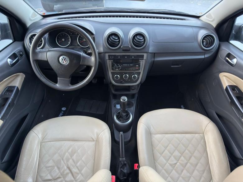 VW - VolksWagen - VOYAGE 1.0