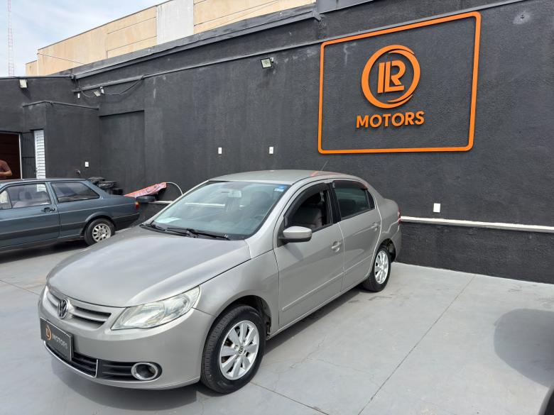 VW - VolksWagen - VOYAGE 1.0