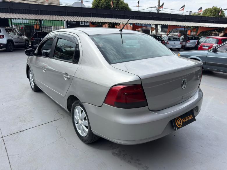 VW - VolksWagen - VOYAGE 1.0